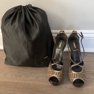100% authentic Fendi heels pre loved 38.5
